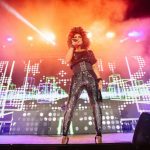 La drag queen Sandra Love sorprende al público de Maspalomas Pride, con su espectáculo en el escenario del Yumbo