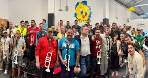 El PP de Las Palmas visita a Los Twitty’s y apoya su preparación para el Carnaval de Oro