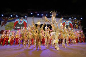 Siete comparsas compiten por el ritmo en Los Cristianos: el concurso llega este viernes con exhibición infantil incluida