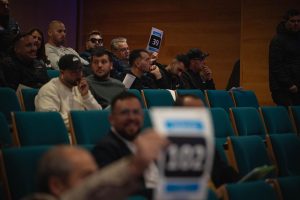 Doble queja feriante: pujas infladas y puestos tradicionales en zona secundaria