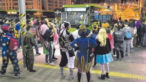 Titsa moviliza un amplio operativo con miles de viajes extra para la movilidad durante el Carnaval