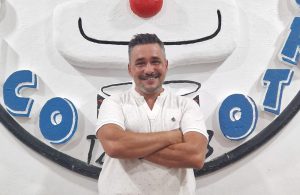 Miguel Díaz cierra una etapa histórica al frente de varias generaciones de murgas: “Hoy me ha tocado decir adiós de verdad”