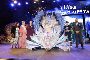 Luisa Negrín Alfaya, proclamada Reina de los Mayores del Carnaval Internacional de Los Cristianos 2026