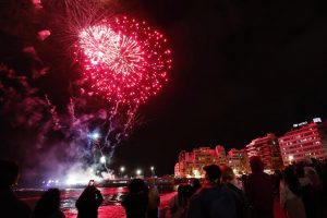 El Carnaval de «Las Vegas» apaga los neones y entierra a su sardina