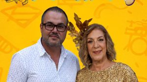 Los hilos de la fantasía: Beatriz y Juani, el dúo creativo que vestirá a Los Chancletas en el Carnaval 2027