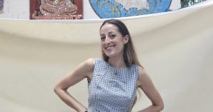 Gara de Zuppo, el alma del diseño en Los Cariocas: “Crecer entre plumas y lentejuelas es un sueño hecho realidad”