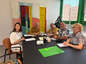 Efraín Medina: “Trabajamos codo con codo con diseñadores y artesanos para reforzar el Carnaval”
