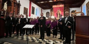 El Orfeón La Paz emociona al público con un concierto en honor a San Juan Bautista