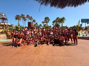 Los Diablos Locos fortalecen la convivencia familiar con una jornada de verano en Aqualand Costa Adeje