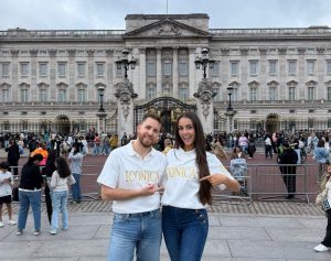 Carla Castro, Reina de Santa Cruz, desfila mañana en el Carnaval de Notting Hill