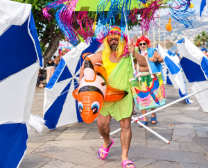 ‘Mascarita, pon la toalla’ debuta en el Carnaval de Verano de Puerto de la Cruz con cinco participantes