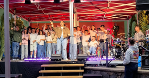 La murga Raviscuditos inicia el precarnaval 2027 con una actuación en Barranco Las Lajas